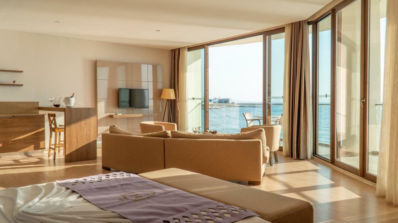 Ladies Beach Suite Hotel (Adults Only) Kusadası Kültér fotó